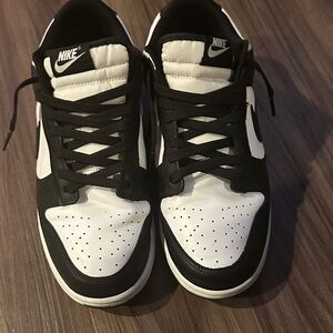 Nike Classic Black and White Athletic Shoes
